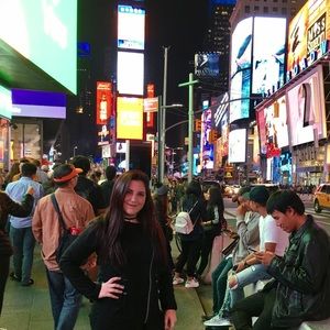 Meet your Posher, Rocio